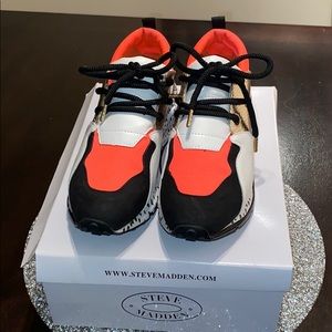 Steve Madden Cliff Sneakers